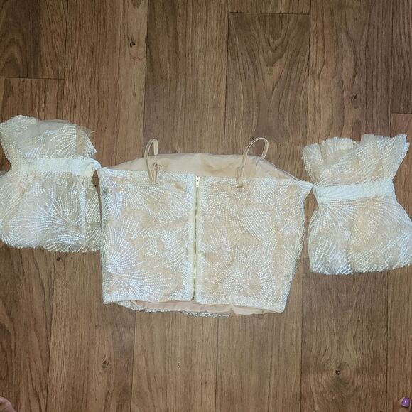 shoulder top  - Picture 4 of 5